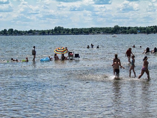 Camping Plage Venise Venise En Québec Qc